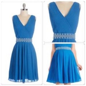Modcloth blue pleated dress XS EUC